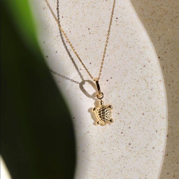 turtle 14k solid gold pendant perfect gift turtle real gold charm - Picture 2 of 5